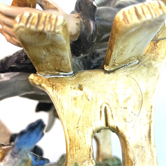 Vintage Large Capodimonte "Hobo On Bench" Italian Porcelain Figurine, 9.5" - Picture 15 of 16